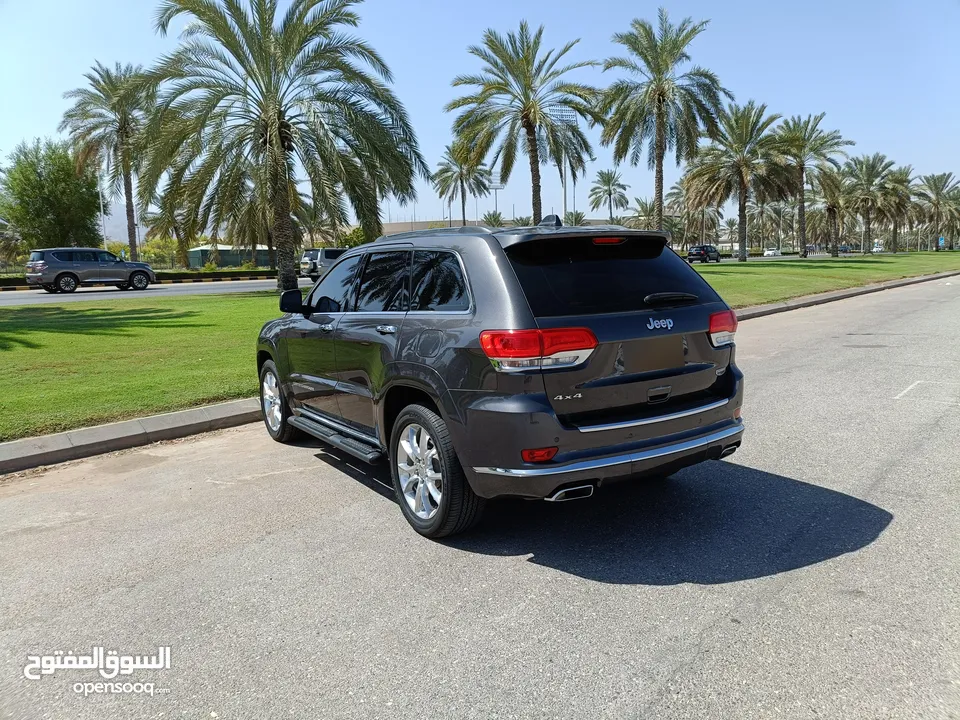 JEEP GRAND CHEROKEE V8  GCC 2015 SUMMIT from OMAN