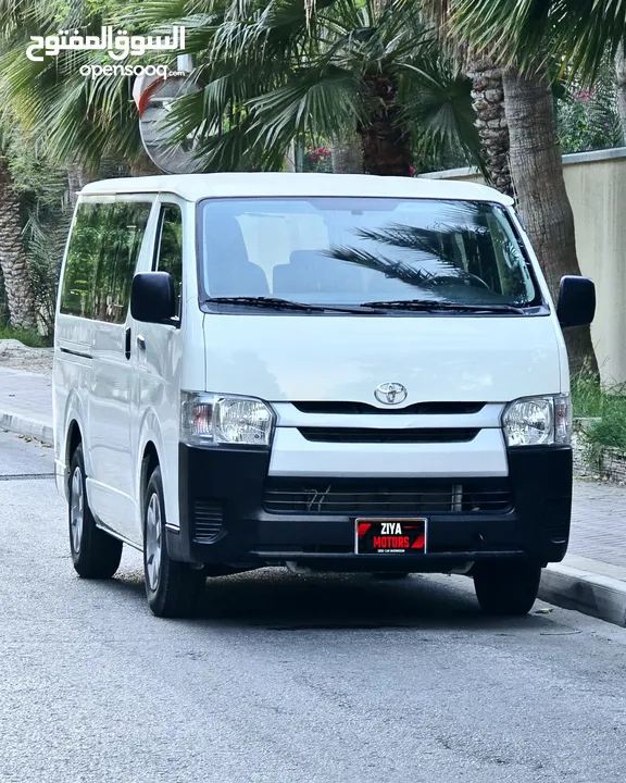 Toyota Hiace Cargo - 2022 - 6 Seater Cargo Van - Well Maintained