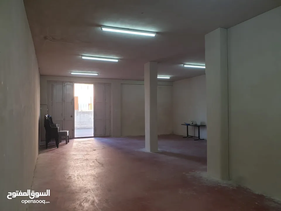 مخازن للايجار كمستودع بضاعة