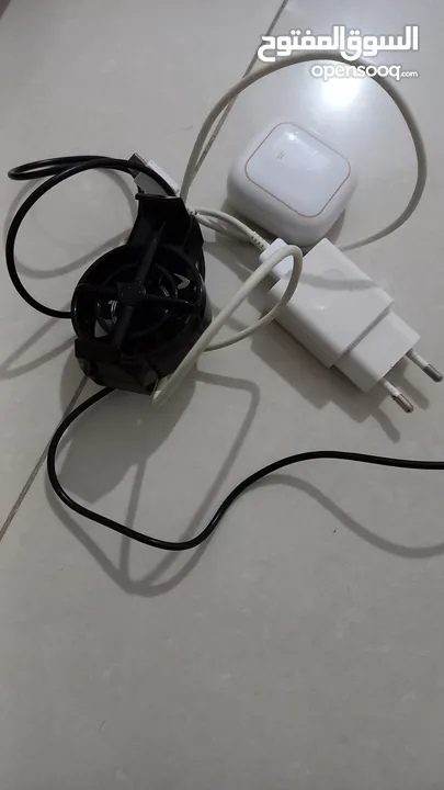 شاحن هواوي،،،،،،،،،  سماعات  بلوتوث،،،،،  مروه  لتبريد الجهاز، ،،،،،،،،،،،،،،،،،،،،،،،،،،،،،،،،،،،،،