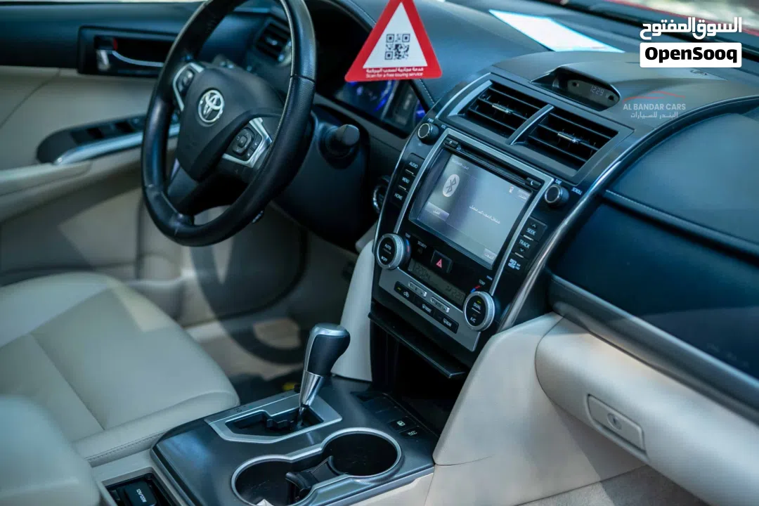 TOYOTA CAMRY – FULL OPTION 2017 RED BEST PRICE EXCELLENT CONDITION