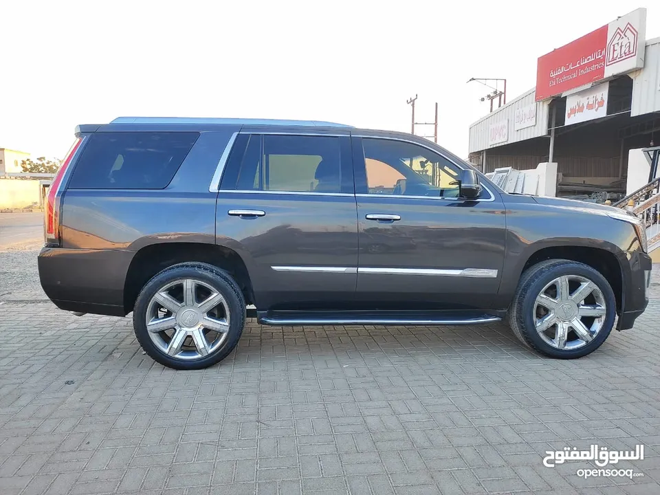 FOR SALE Cadillac Escalade 2017 6.2L Cyl 8