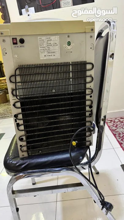 كولر ماء ماركة WAW مستخدم بحالة ممتازة جداً  صناعة كوريا