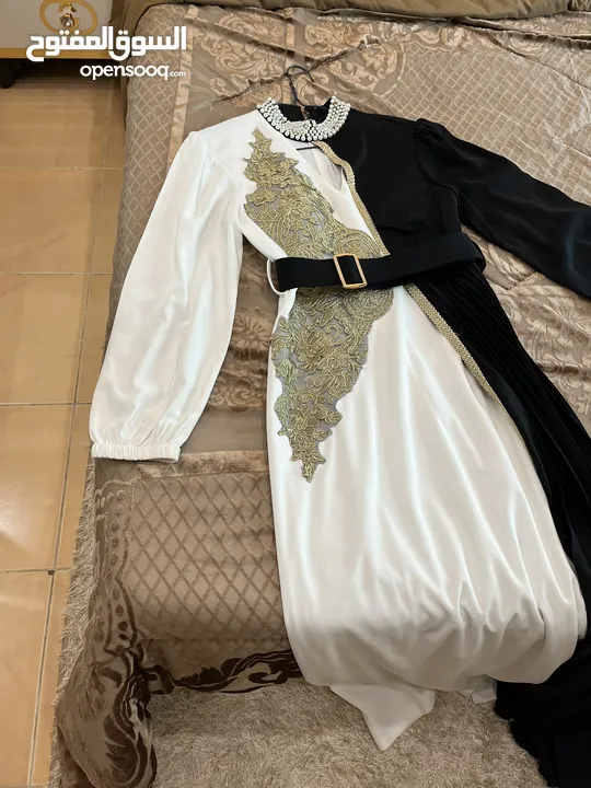 فستان ابيض و اسود ملبوس مره وحده بجنن عاللبس  بلبس لوزن 70 كيلو