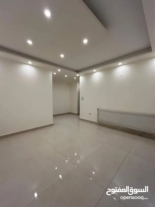 شقة طابق ارضي مع ترسات سوبر ديلوكس بأجمل مناطق مرج الحمام / شقة طابق الثالث مع رووف وترس