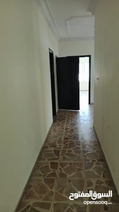 شقة مميزة جداً للبيع مساحة 123م / الطابق الاول - جبل الاخضر بالقرب من مدرسة روابي القدس