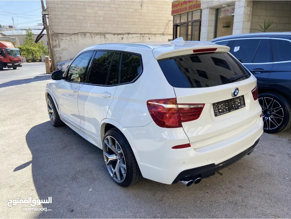 للبيع Bmw x3  M بنزينن مطور 2000 بنزين 245 حصان  مديل 2016 ترخيص 2015 السيارة فل الفل