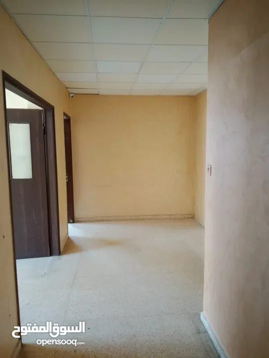 مكتب للإيجار