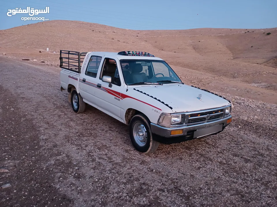 تويوتا هايلوكس