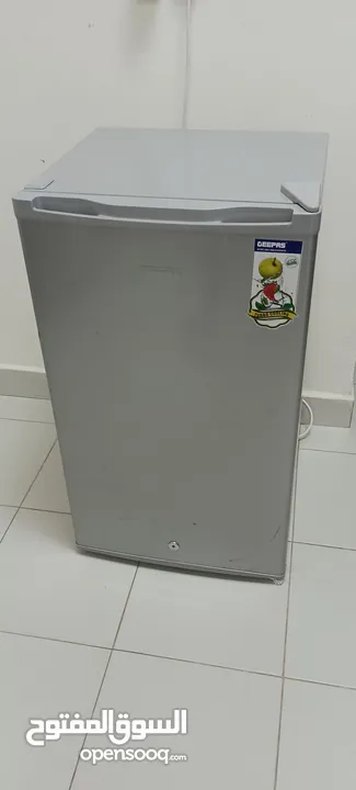 Geepas refrigerator or fridge