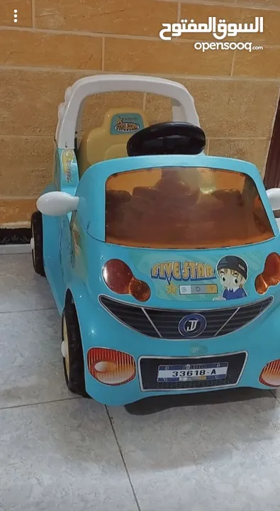 سيارة اطفال مستعمله استعمال بسيط بدها بطاريه