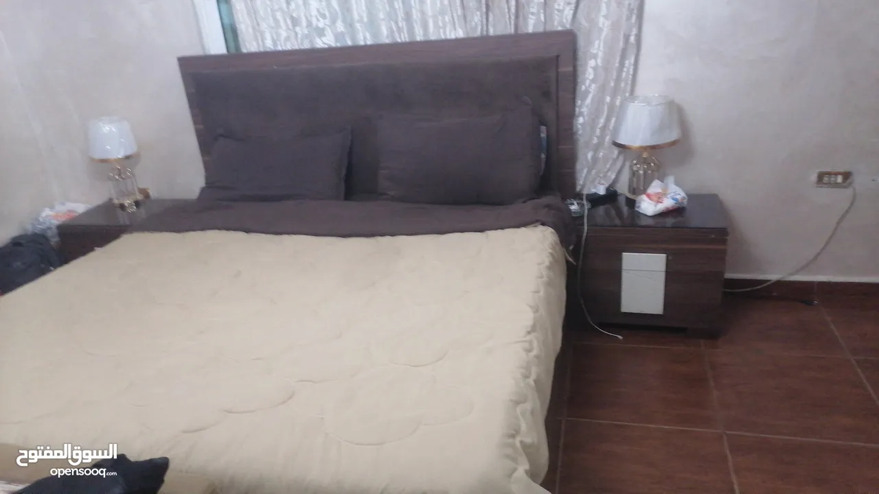 حماصه مستعمل للبيع وغرفه نوم وطقم كنب