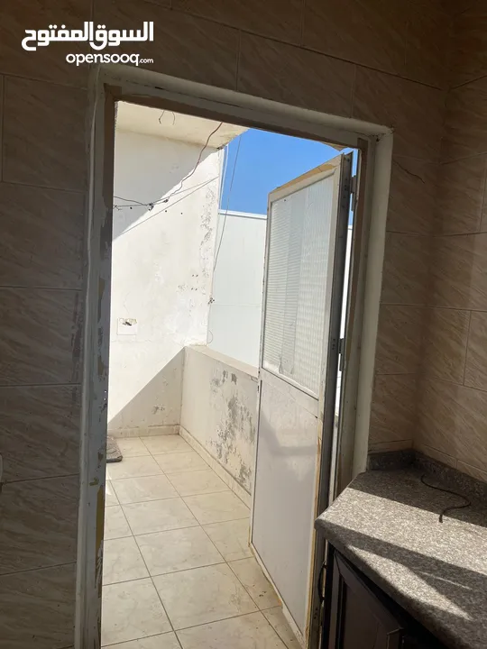 شقة للبيع في البيادر