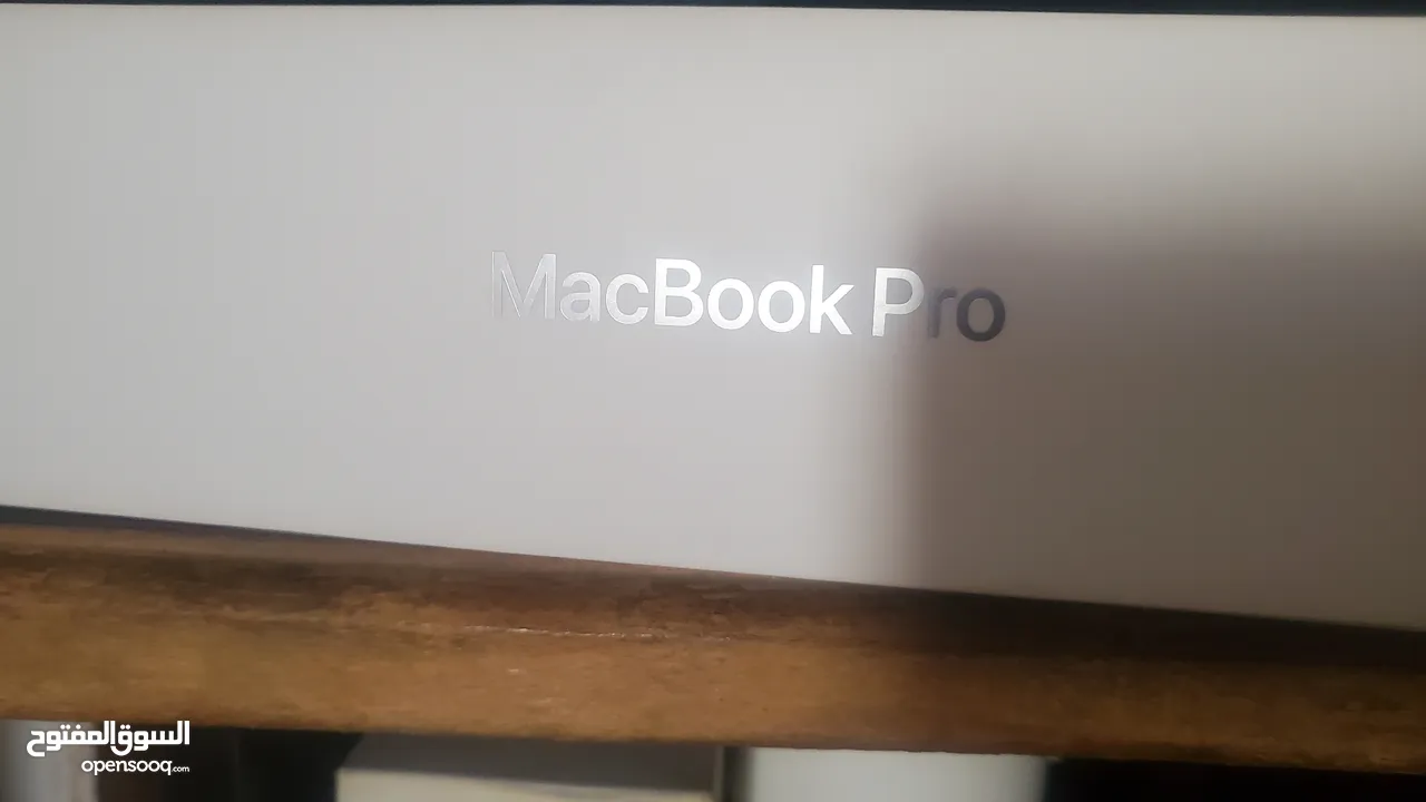 macbook pro m2 8gbram 256gb ssd