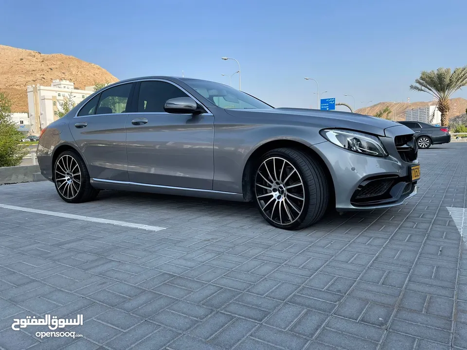 C300 للبيع عاجل