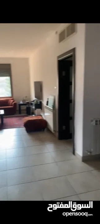 شقه للبيع طابق اول فوق الشارع الطيره مساحه 160 متر