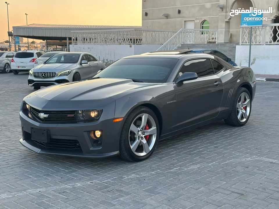 Chevrolet camaro SS 2010 gcc super clean car 6.2L well maintained