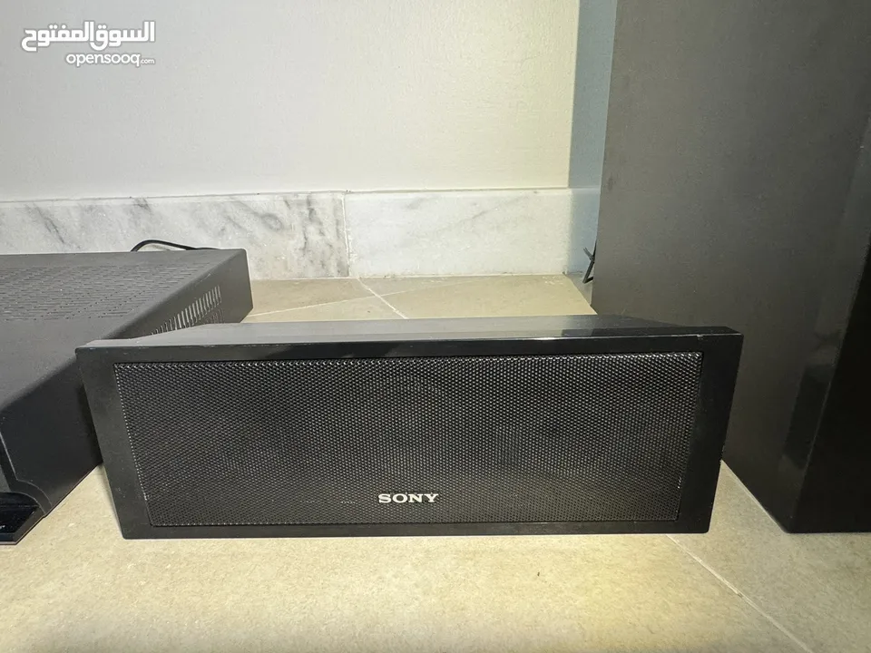 نظام صوت سوني DVD مع كامل ملحقاته