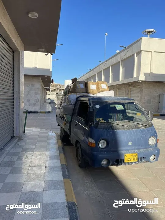 بورتر لنقل البضائع داخل وخارج طرابلس