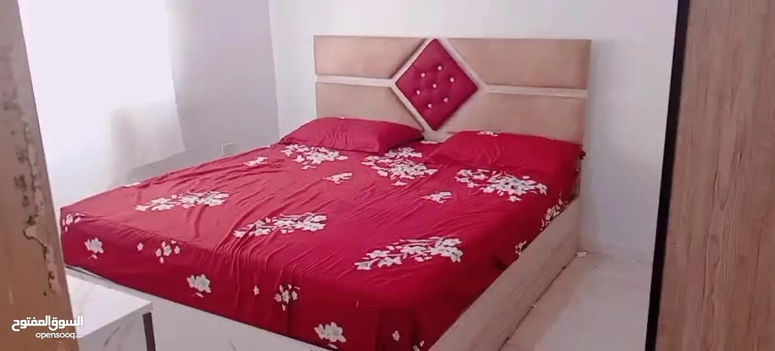 غرفة نوم مستعملة للبيع