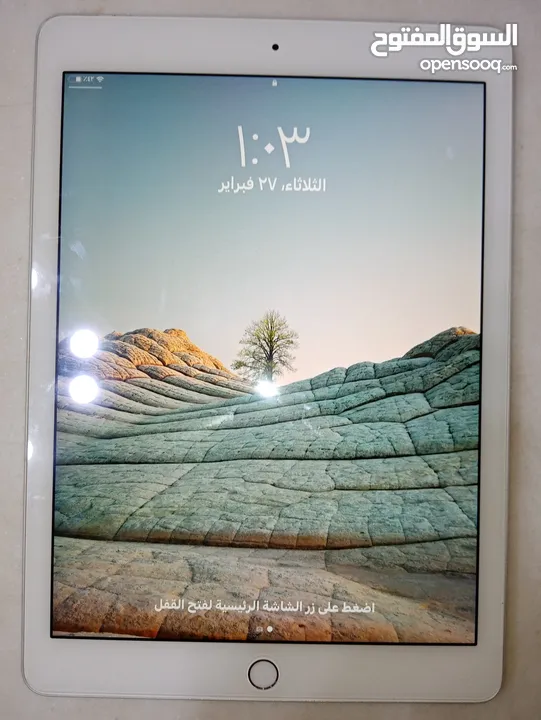السلام عليكم ورحمة الله وبركاته...  للبيع ايباد ابل نوع (iPad Air 2)