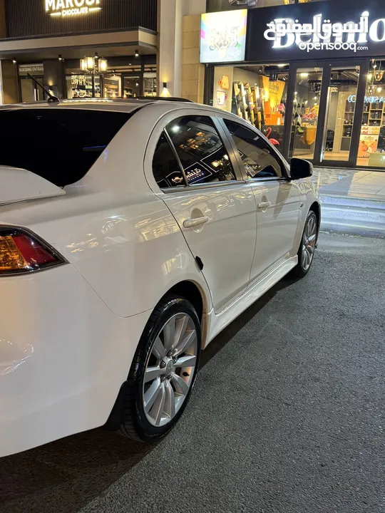 Mitsubishi lanser 2017