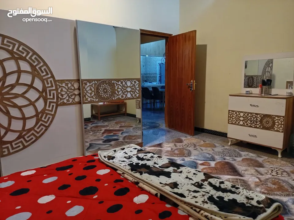 شقة أرضية مؤثثة للإيجار في الجزائر