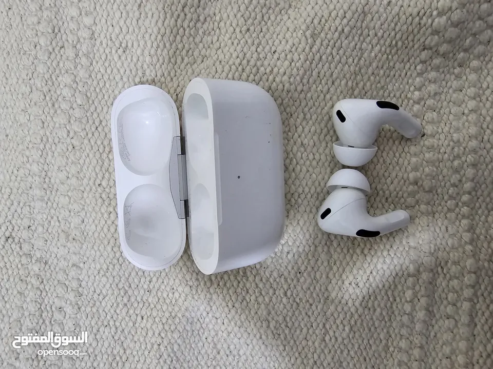 airpods pro gen 2 USB C used 3 month minor scratches Sohar no delivery