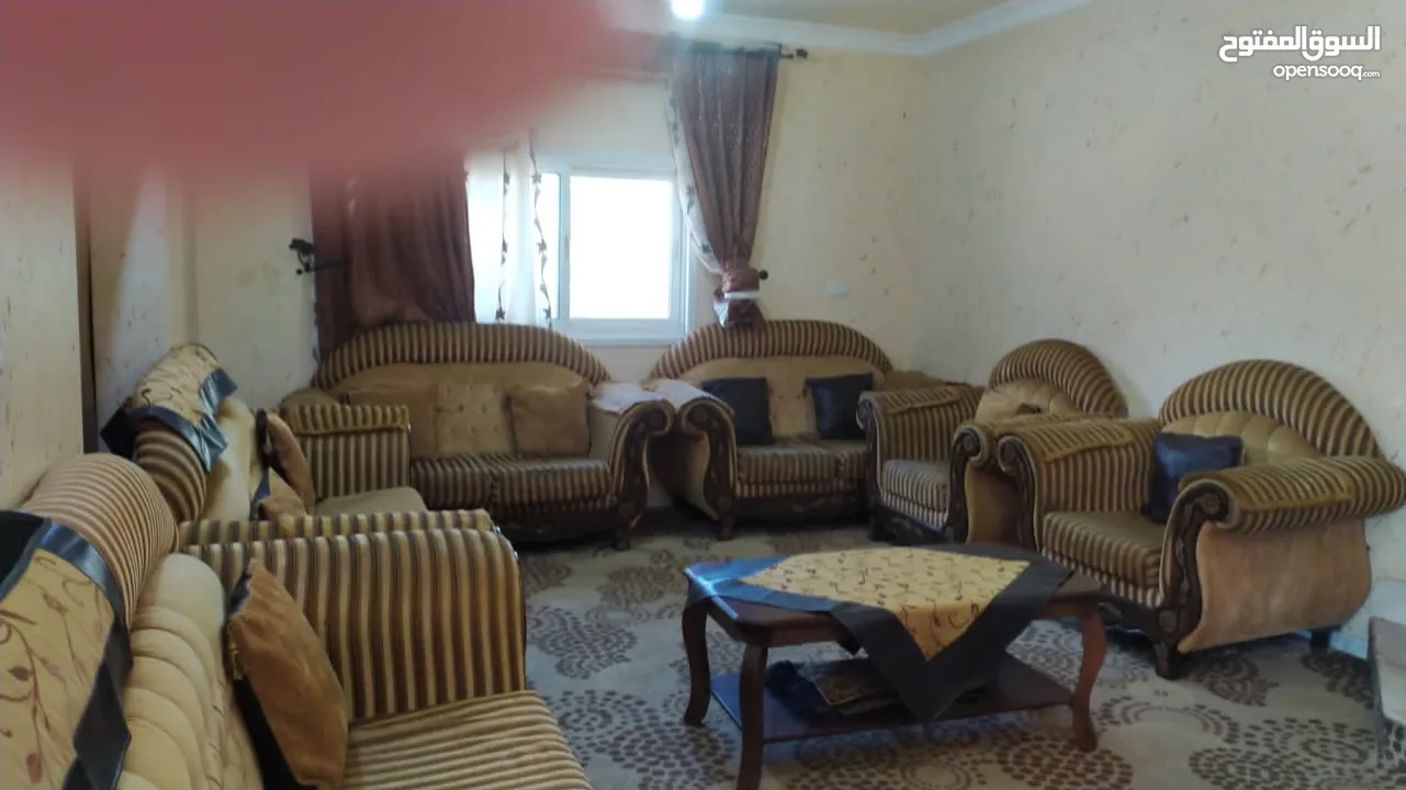 طقم كنب مستعمل طقم غرفة ضيوف