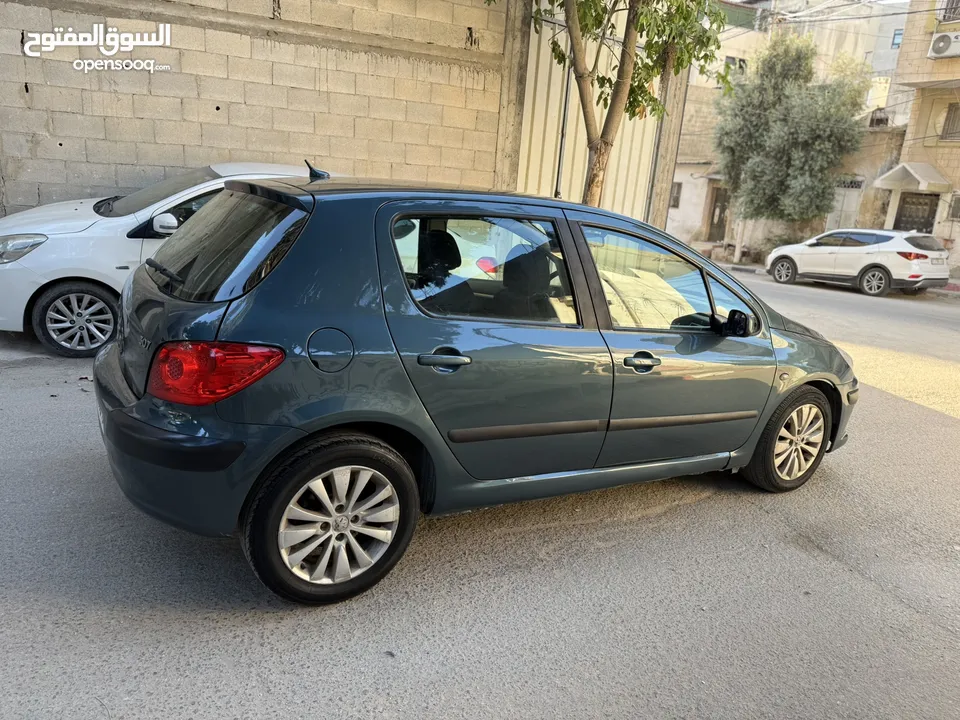 بيجو 307 موديل 2006 اصل برايفت فحص نظيف نفض كامل جديد السيارة موجوده في قلقيلية المدينة