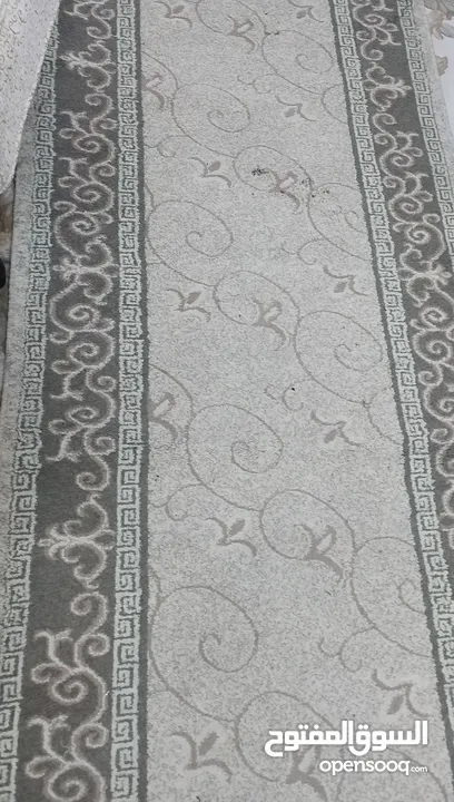 سجادة ممر لون اخضر ..