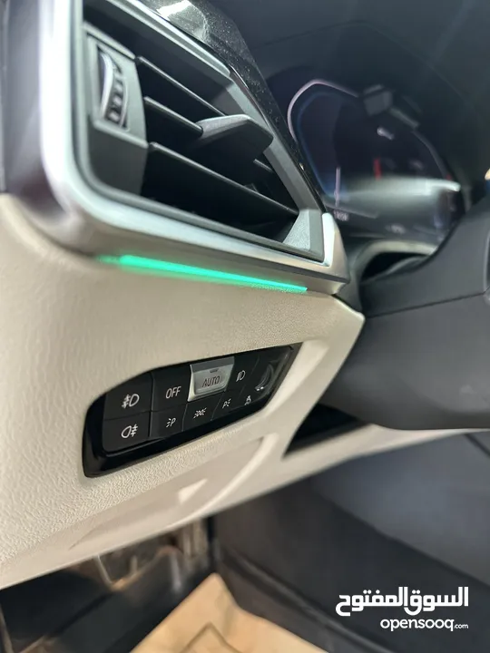 BMW330e فل
