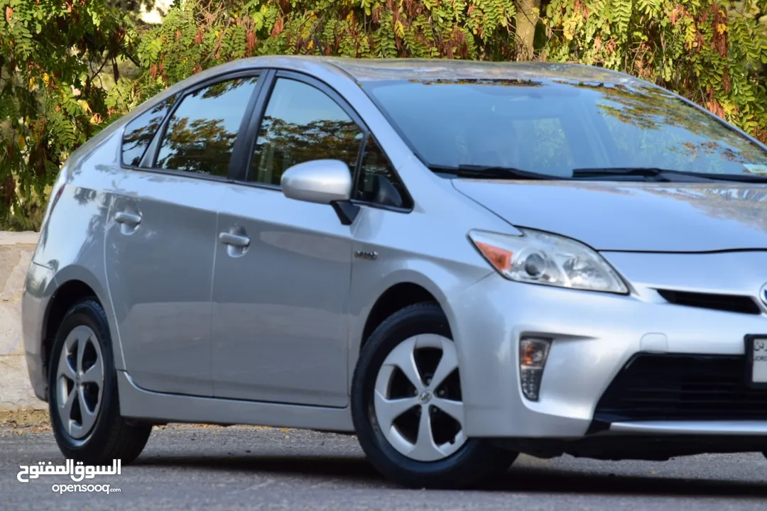 Toyota prius 2012