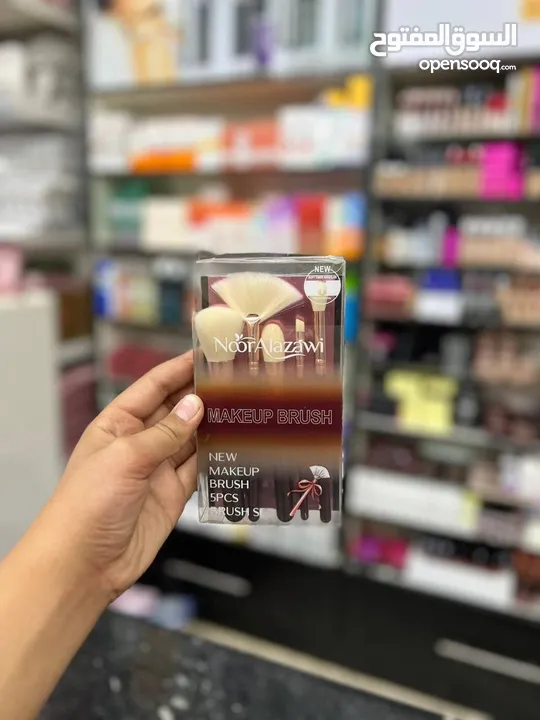 منتجات تجميل وعنايه