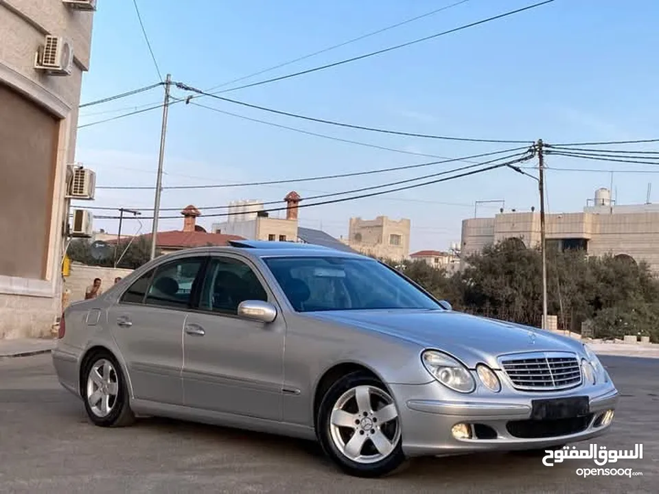 مرسيدس E200 كومبريسر مالك اول من الشركة  2004 1800cc بيان جمركي جديد كوشوك جديد كفالة فحص 7 جيد