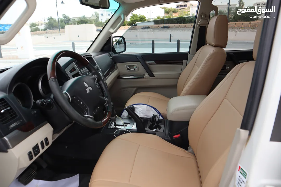 للبيع باجيرو for sale Mitsubishi Pajero 2017 full option