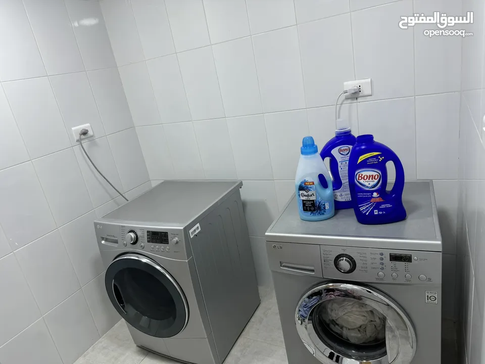 شقة ارضية طابقية بمساحة 399 متر2