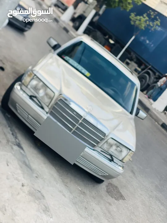 Mercedes SE300