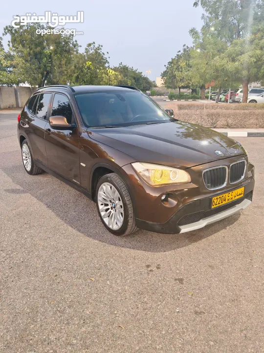 سياره BMW نضيفه استعمال بنت