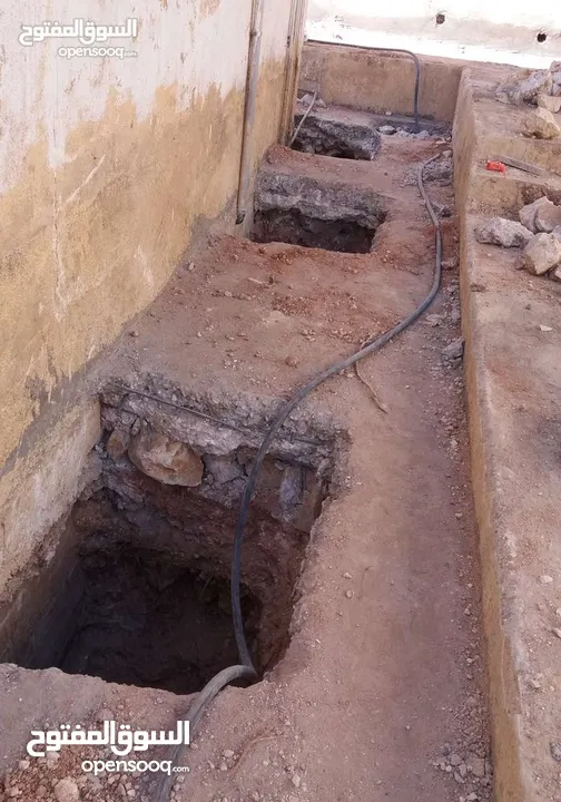 كمبريسات للايجار ابو عبدالله  حفر جورانجاصه جميع الاعماق  كافه أعمال الحفريات هدم عمارت تحرير قصات