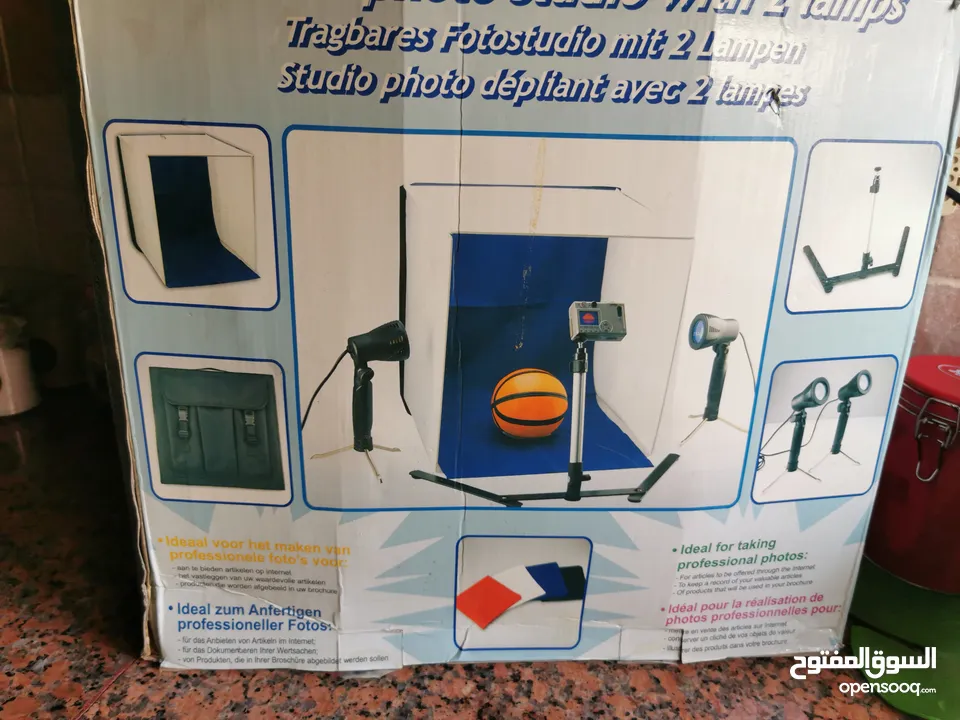 بوكس تصوير مع اضائه احترافي مع كامل معداته غير مستخدم