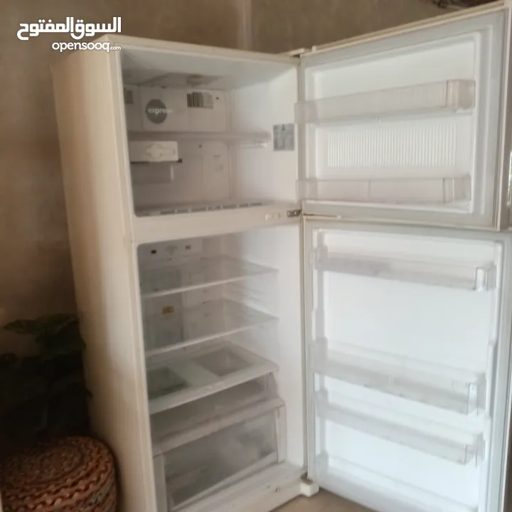 ثلاجه مستعمله حالتها ممتازة