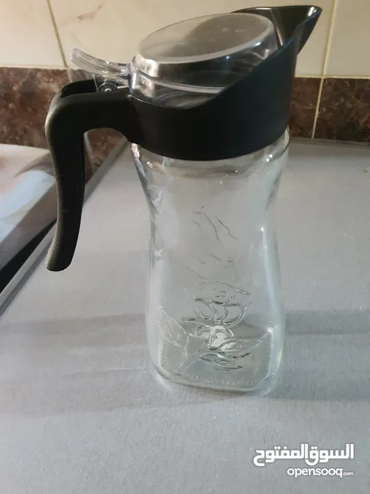 أدوات مطبخ مختلفه
