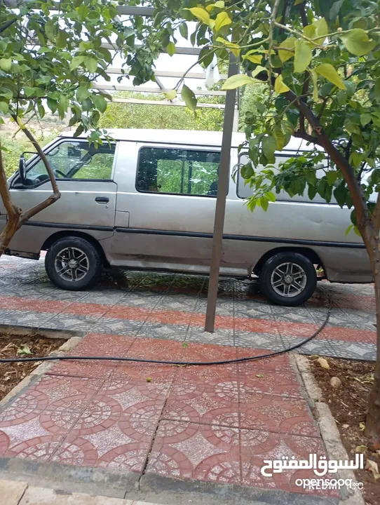 باص H100 موديل 1996