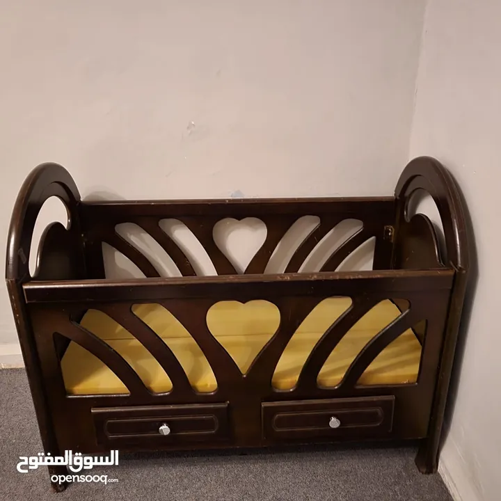 سرير بيبي.