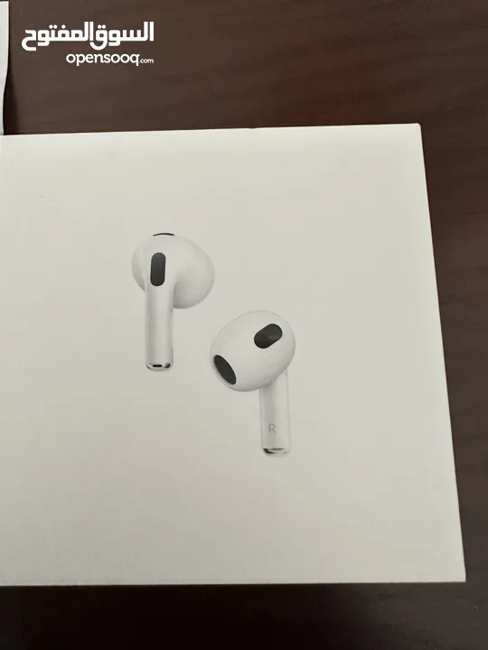 سماعات ايفون ايربود الجيل الثالث  Airpods 3rd generation