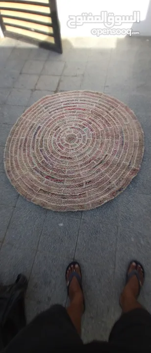 سجّادة دائرية جميلة جداً (زولية) Round shaped Carpet