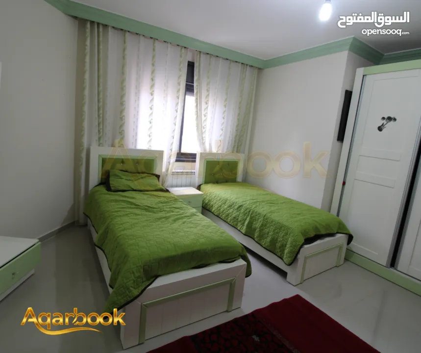 شقة فاخرة بإطلالة خلابة للبيع  الطيرة – خلف المدرسة الإنجيلية