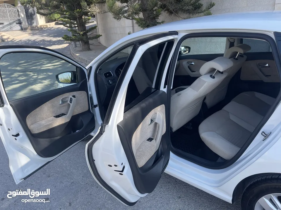 بولو ترخيص 16 بوضع الشركة