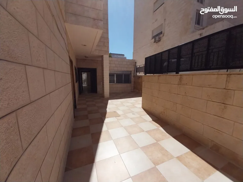 شقة غير مفروشة للإيجار ( Property 38542 )-174960150